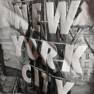 Nike graphic white t shirt